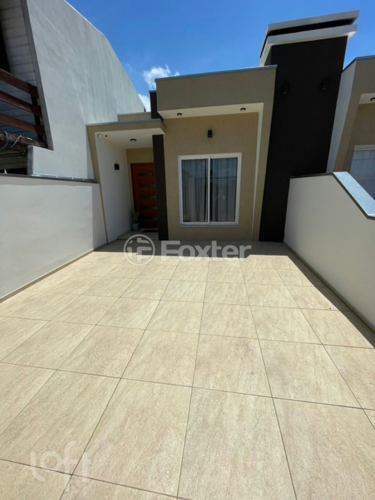 Casa à venda com 2 quartos, 71m² - Foto 9