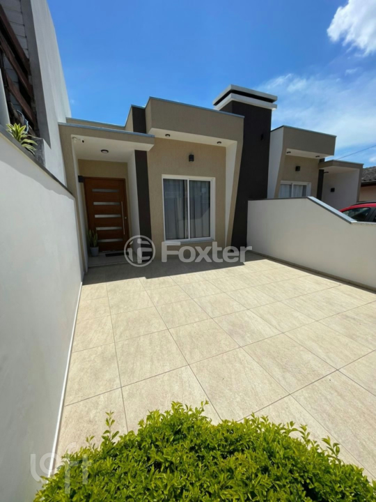 Casa à venda com 2 quartos, 71m² - Foto 10