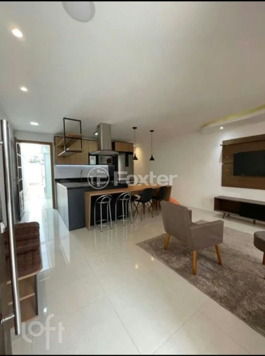 Casa à venda com 2 quartos, 71m² - Foto 3