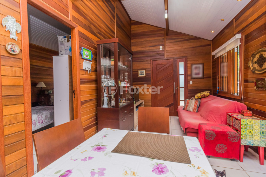 Casa à venda com 3 quartos, 114m² - Foto 2