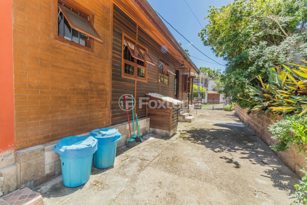 Casa à venda com 3 quartos, 114m² - Foto 23