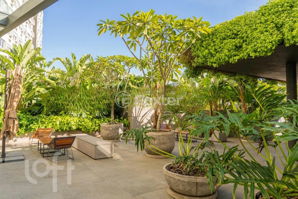 Apartamento à venda com 3 quartos, 67m² - Foto 2
