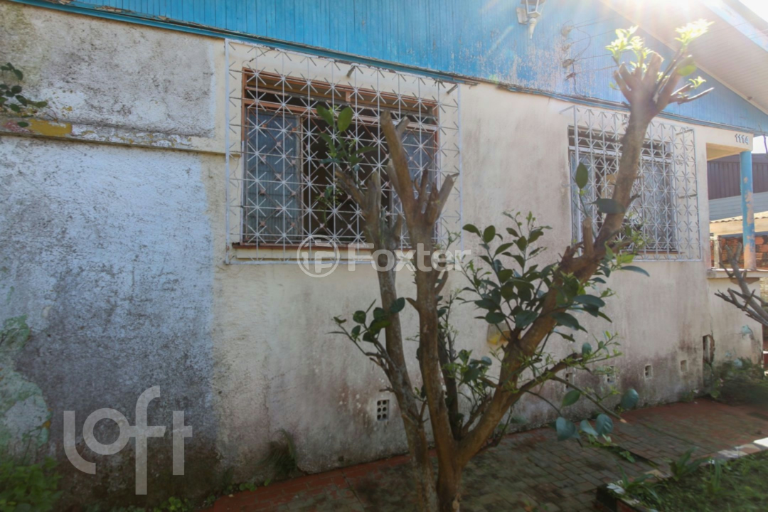 Casa à venda com 4 quartos, 350m² - Foto 1