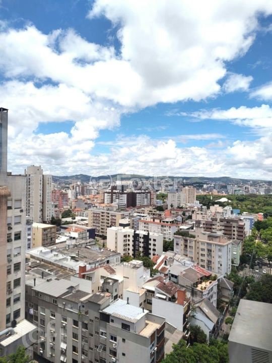 Apartamento à venda com 3 quartos, 133m² - Foto 19