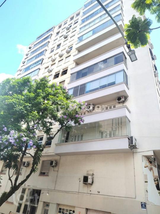 Apartamento à venda com 3 quartos, 133m² - Foto 35