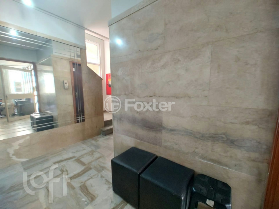 Apartamento à venda com 3 quartos, 133m² - Foto 2