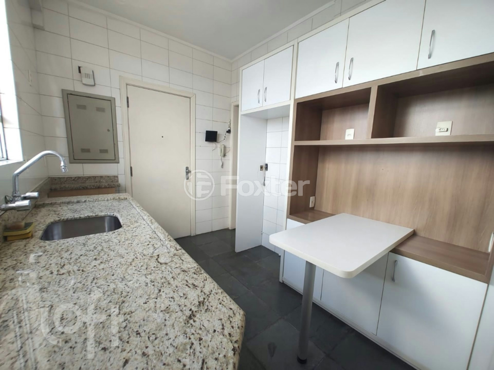 Apartamento à venda com 3 quartos, 133m² - Foto 29