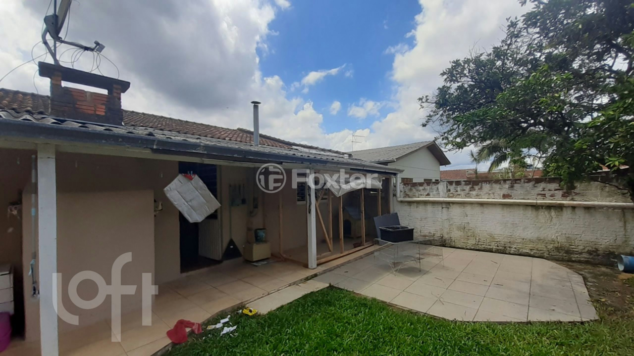Casa à venda com 3 quartos, 121m² - Foto 4