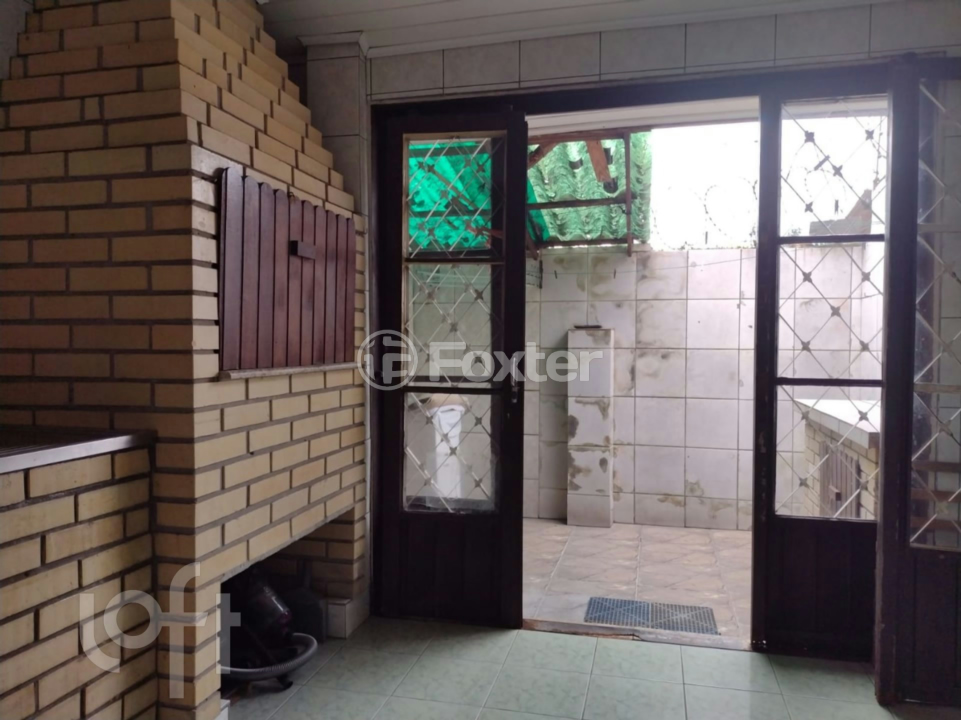 Casa à venda com 2 quartos, 45m² - Foto 14