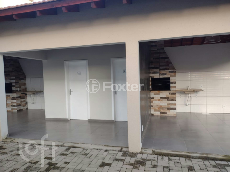 Casa à venda com 2 quartos, 45m² - Foto 26