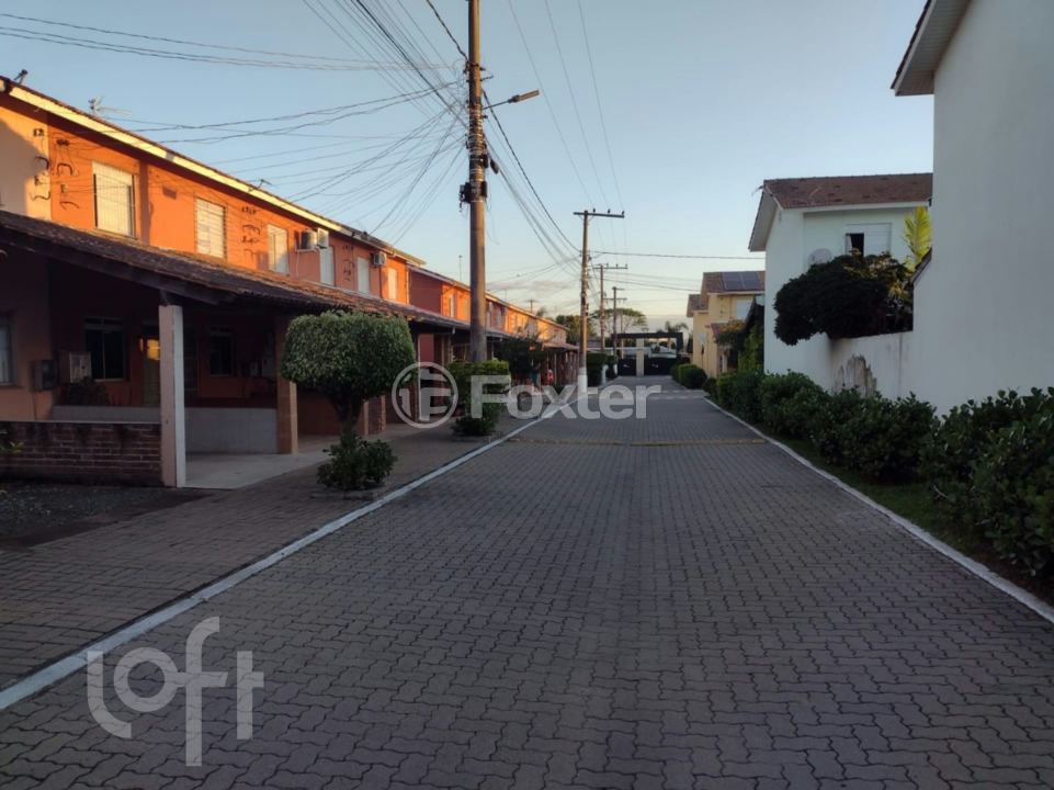 Casa à venda com 2 quartos, 45m² - Foto 21