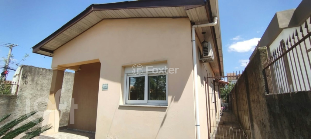 Casa à venda com 3 quartos, 111m² - Foto 2
