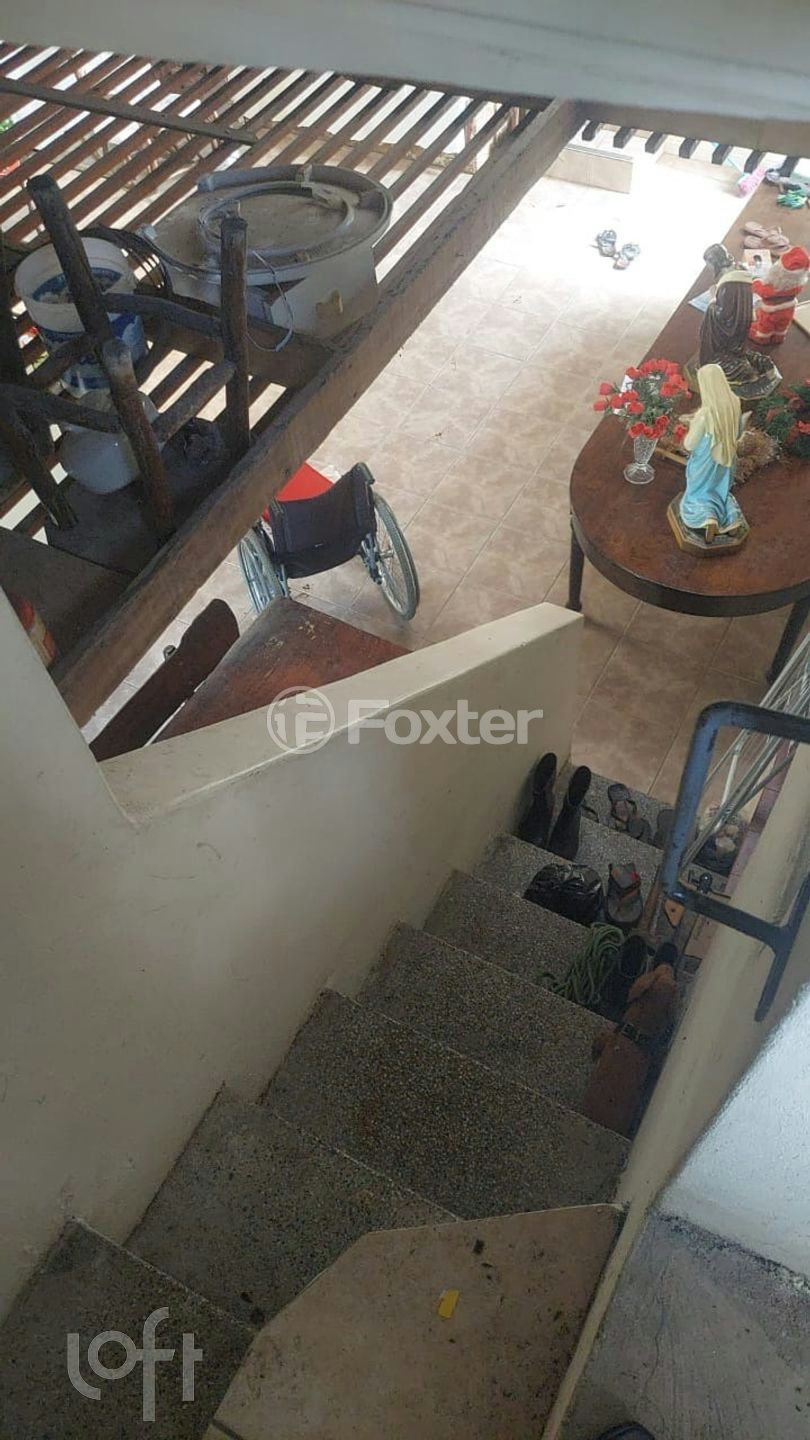 Casa à venda com 3 quartos, 150m² - Foto 4