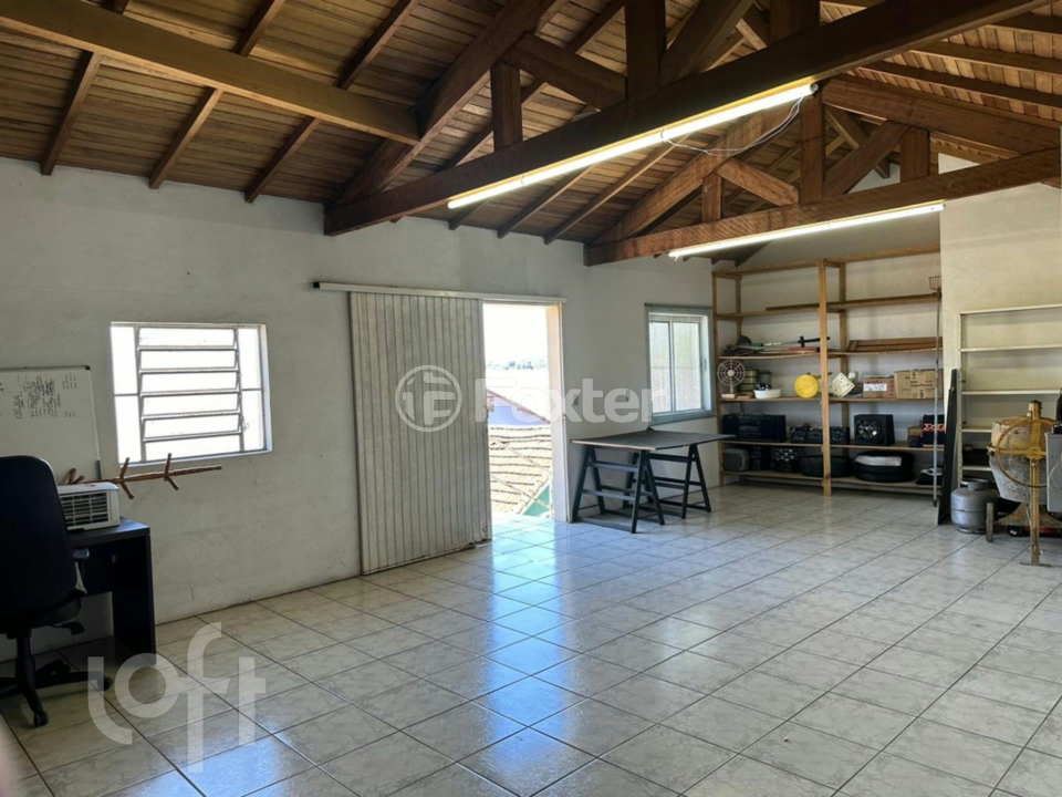 Casa à venda com 3 quartos, 81m² - Foto 3