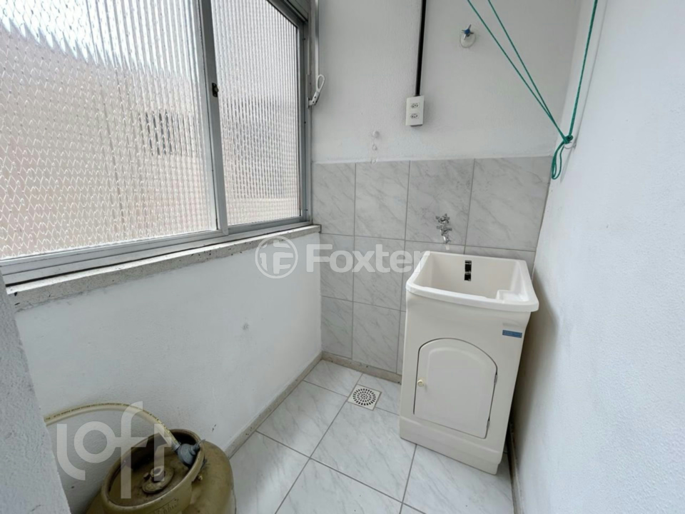 Apartamento à venda com 1 quarto, 40m² - Foto 9