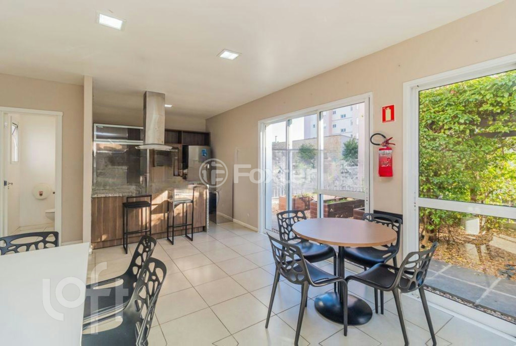 Apartamento à venda com 2 quartos, 52m² - Foto 34