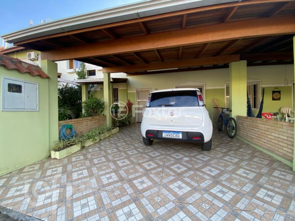 Casa de Condomínio à venda com 3 quartos, 84m² - Foto 2