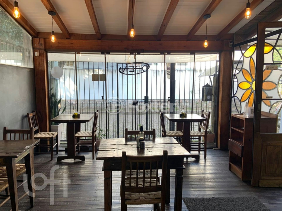 Casa à venda com 4 quartos, 360m² - Foto 17