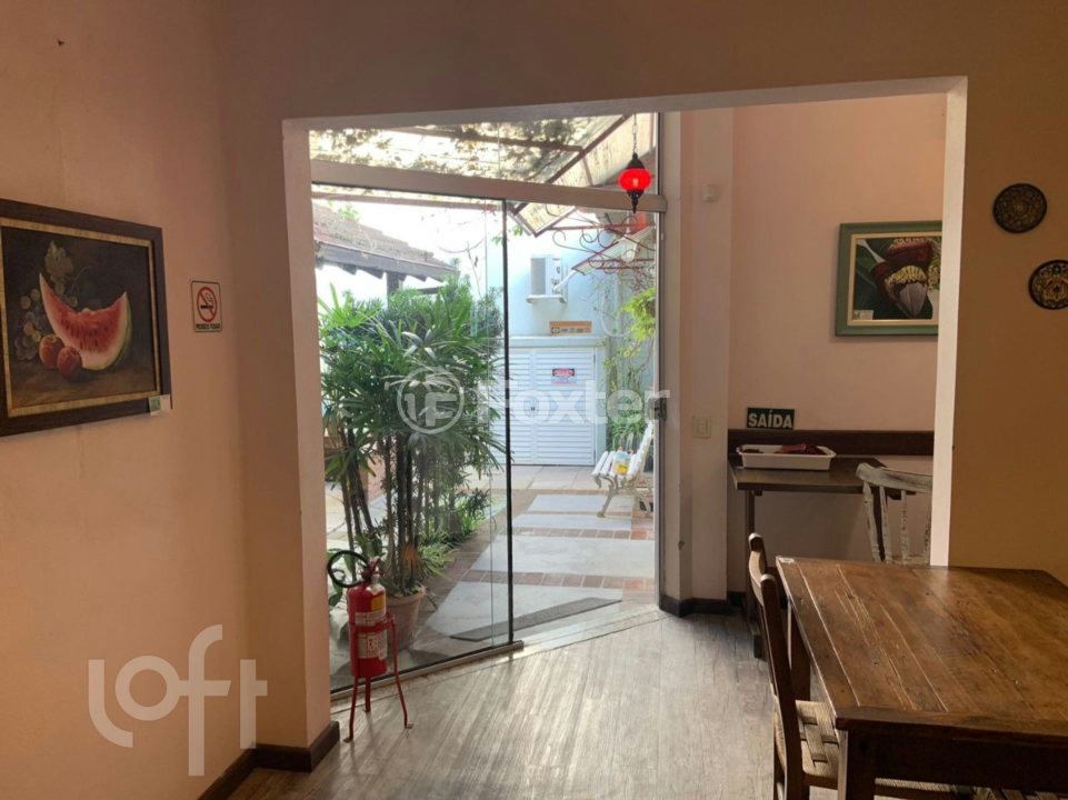 Casa à venda com 4 quartos, 360m² - Foto 3