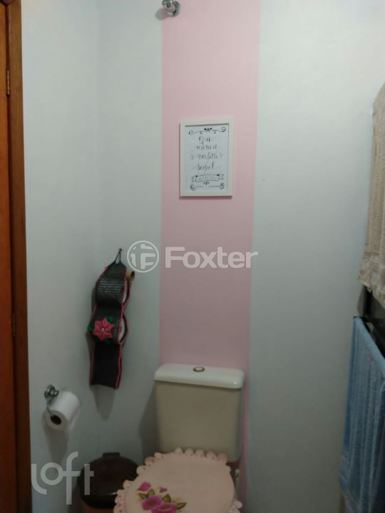 Casa à venda com 3 quartos, 70m² - Foto 11