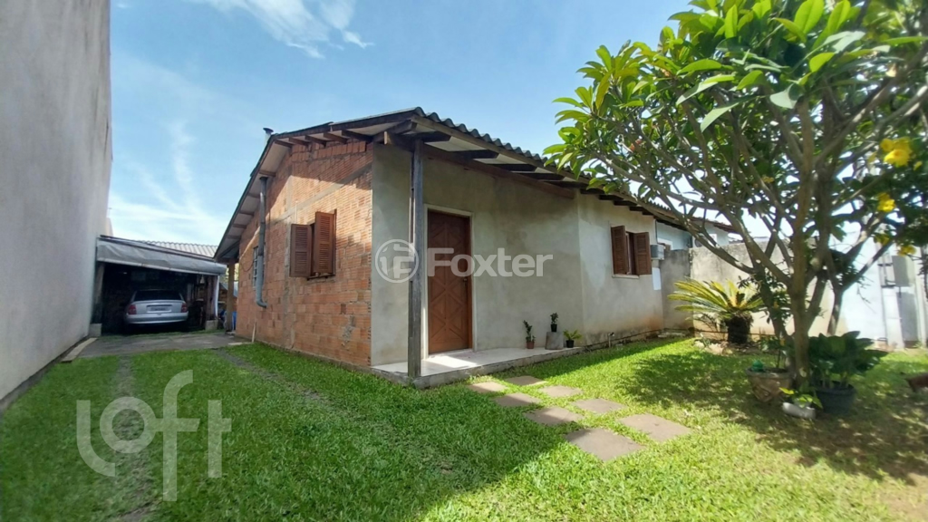 Casa à venda com 3 quartos, 70m² - Foto 1