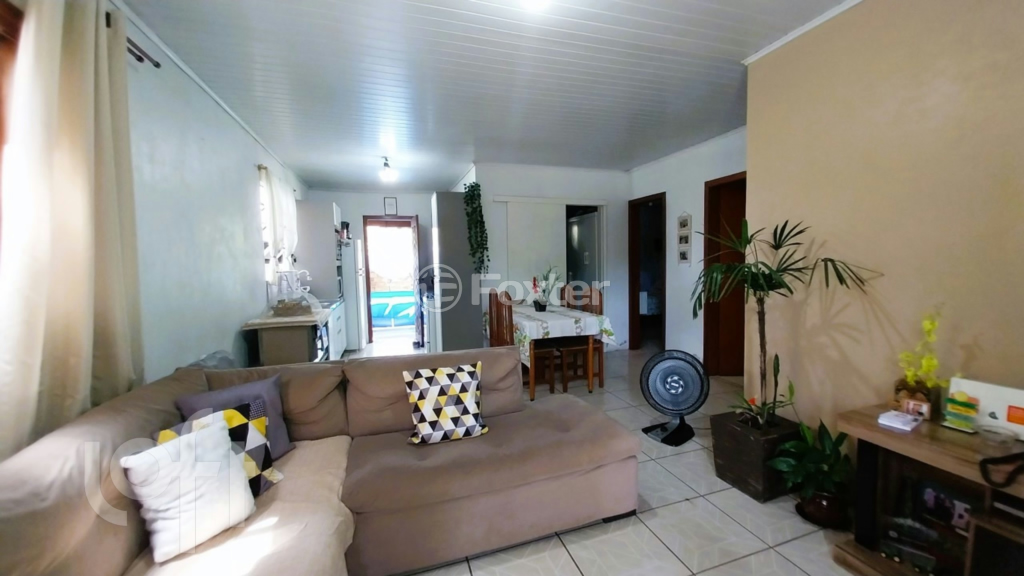 Casa à venda com 3 quartos, 70m² - Foto 3