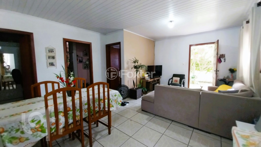 Casa à venda com 3 quartos, 70m² - Foto 7