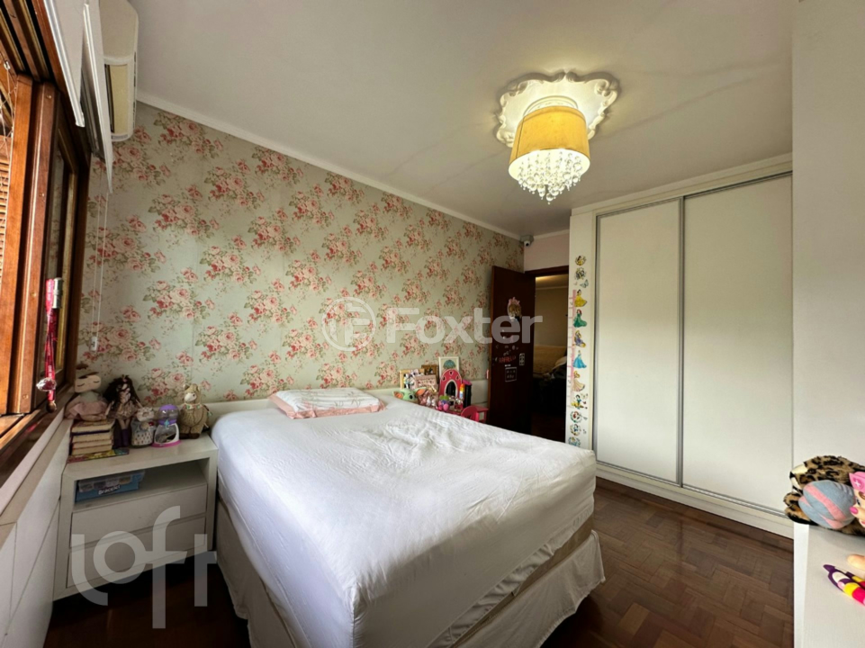 Casa à venda com 4 quartos, 246m² - Foto 24