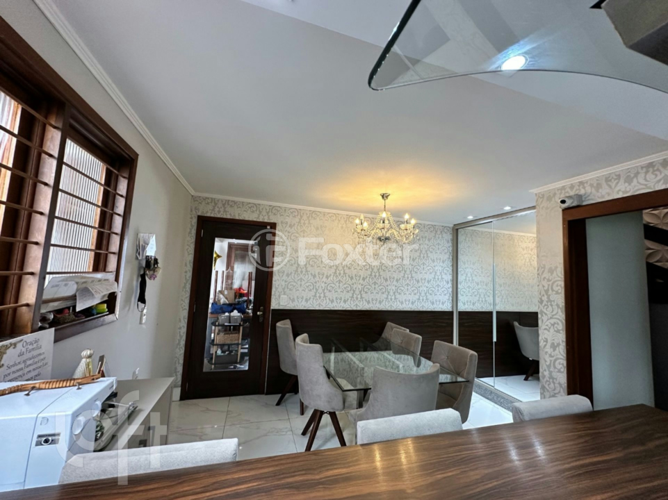 Casa à venda com 4 quartos, 246m² - Foto 5