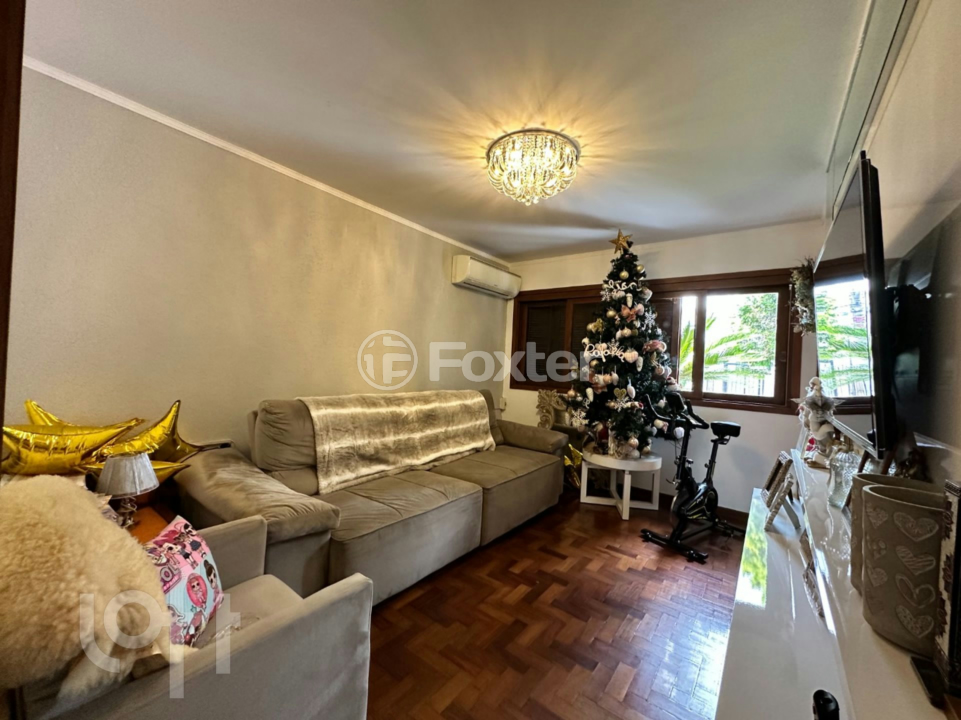 Casa à venda com 4 quartos, 246m² - Foto 8