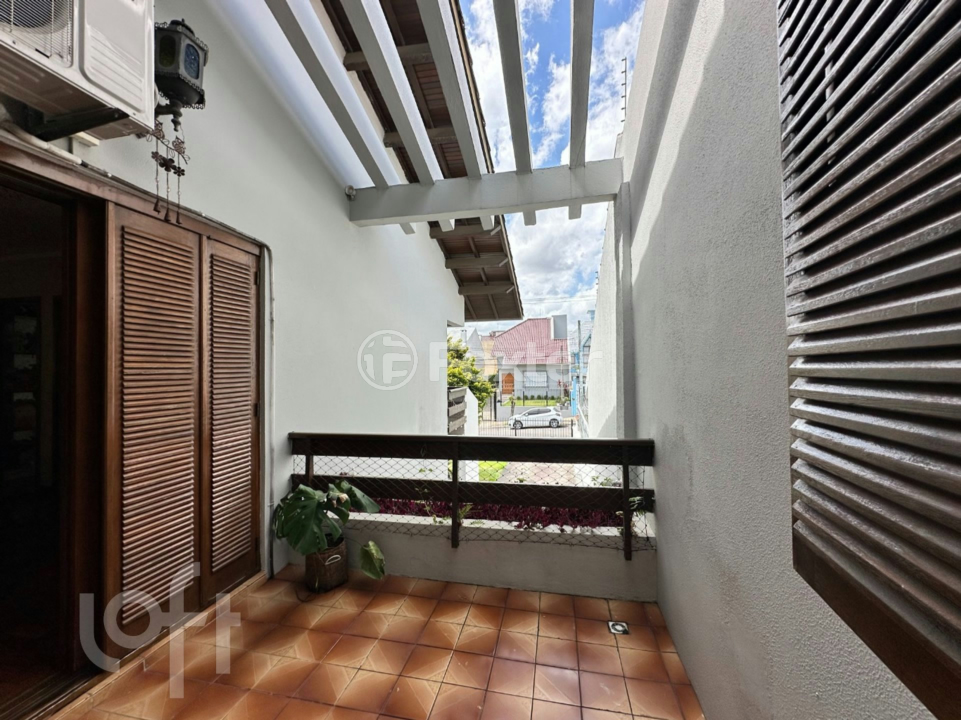 Casa à venda com 4 quartos, 246m² - Foto 30