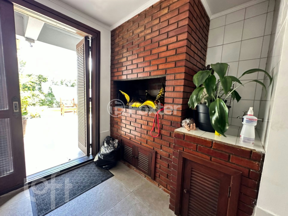 Casa à venda com 4 quartos, 246m² - Foto 33