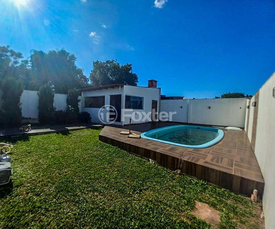 Casa à venda com 3 quartos, 155m² - Foto 2