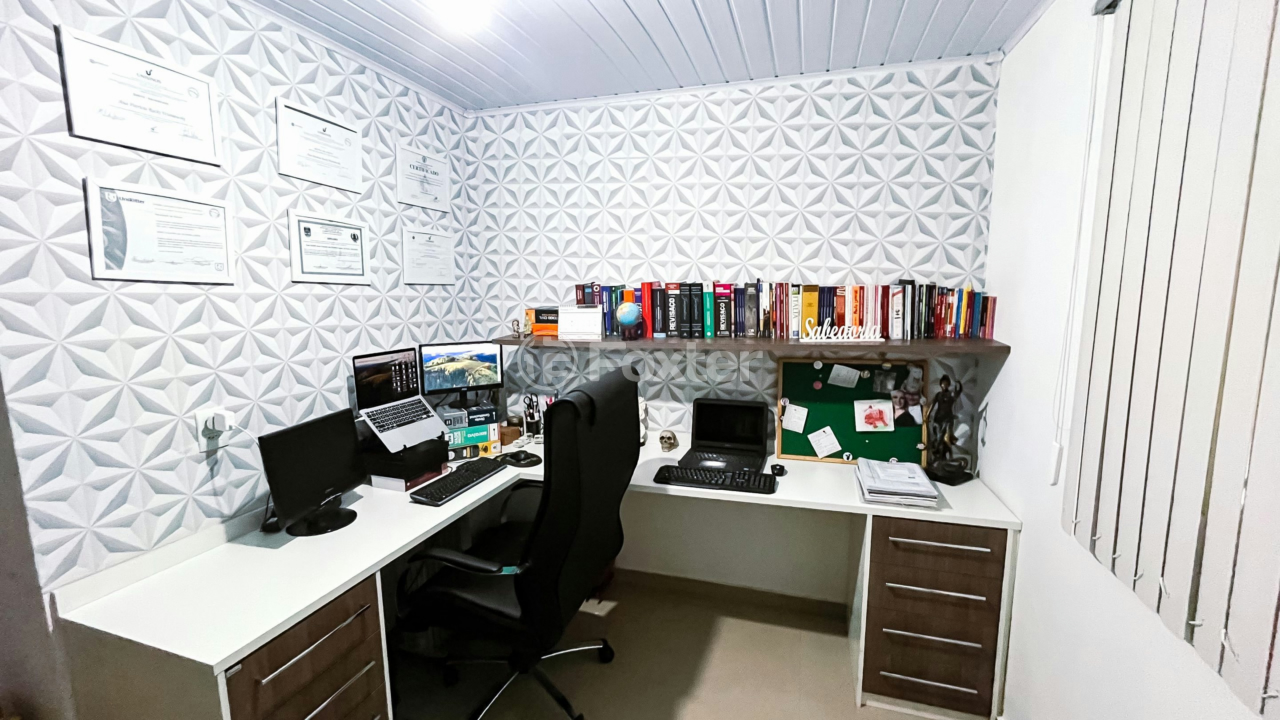 Casa à venda com 3 quartos, 155m² - Foto 9