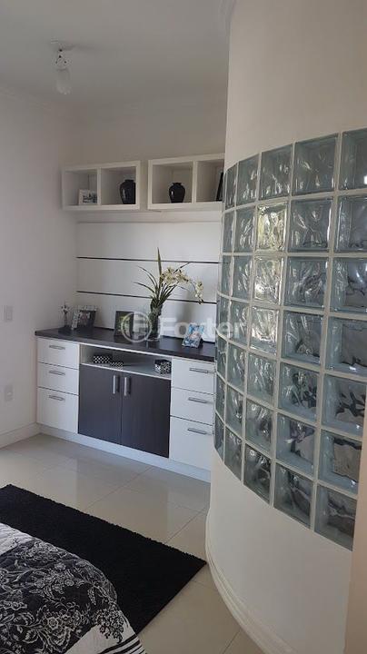 Casa de Condomínio à venda com 6 quartos, 354m² - Foto 30