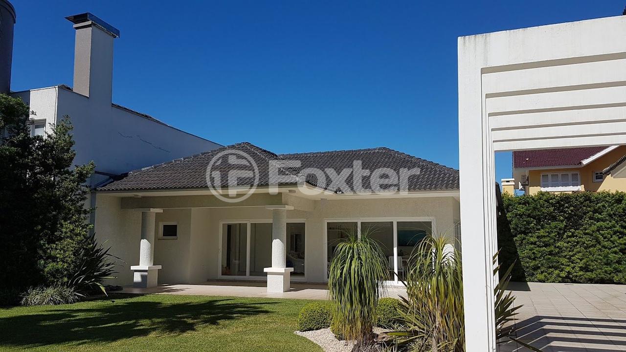 Casa de Condomínio à venda com 6 quartos, 354m² - Foto 4