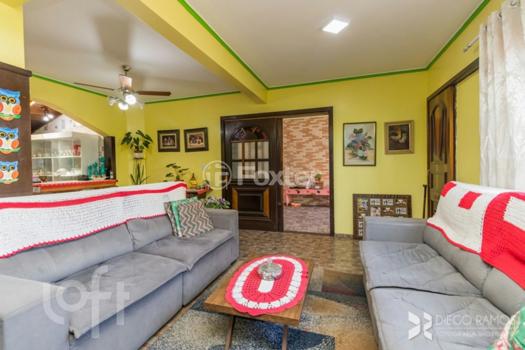 Casa à venda com 5 quartos, 310m² - Foto 4