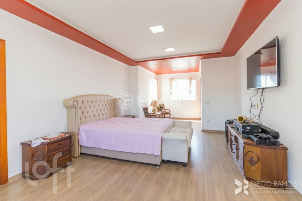 Casa à venda com 5 quartos, 310m² - Foto 14