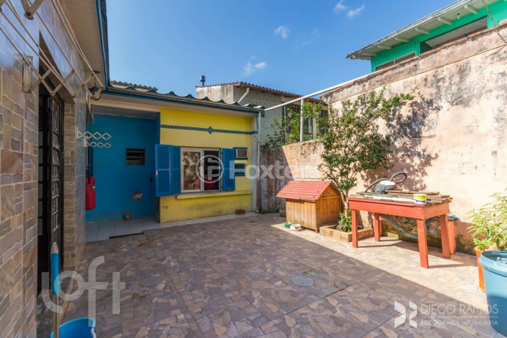 Casa à venda com 5 quartos, 310m² - Foto 35