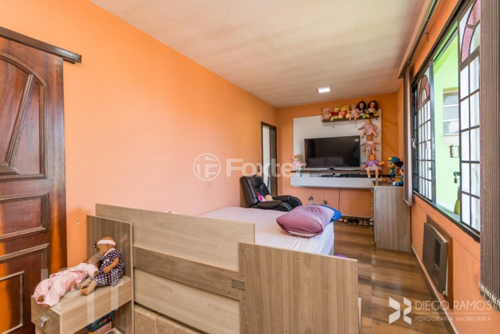 Casa à venda com 5 quartos, 310m² - Foto 27