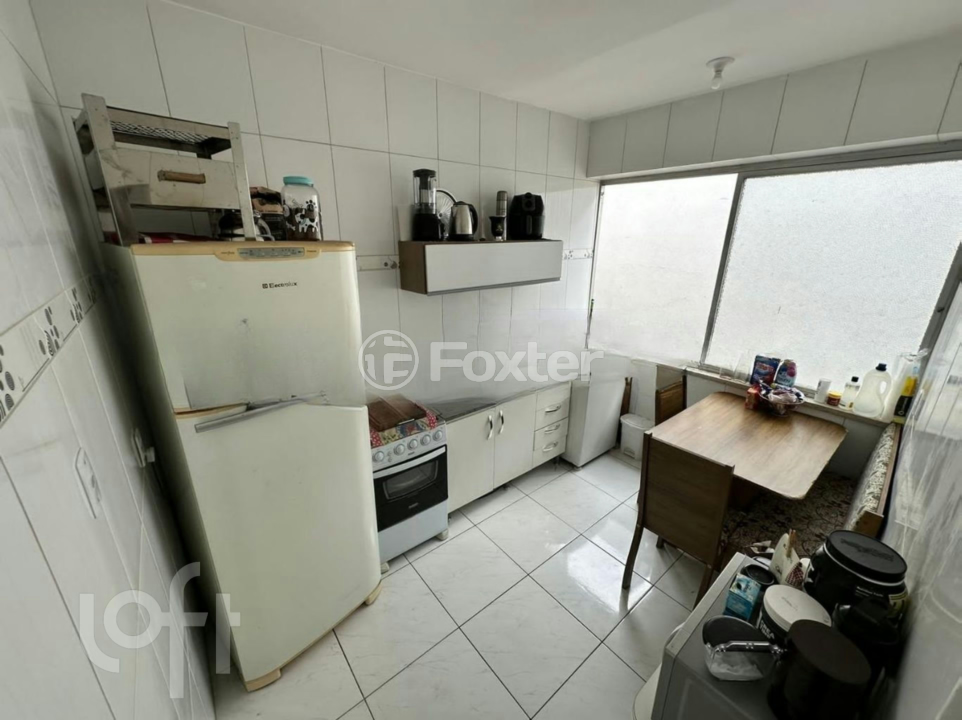 Apartamento à venda com 2 quartos, 62m² - Foto 11
