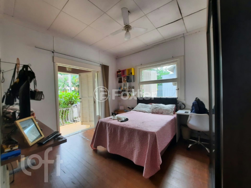 Casa à venda com 4 quartos, 242m² - Foto 16