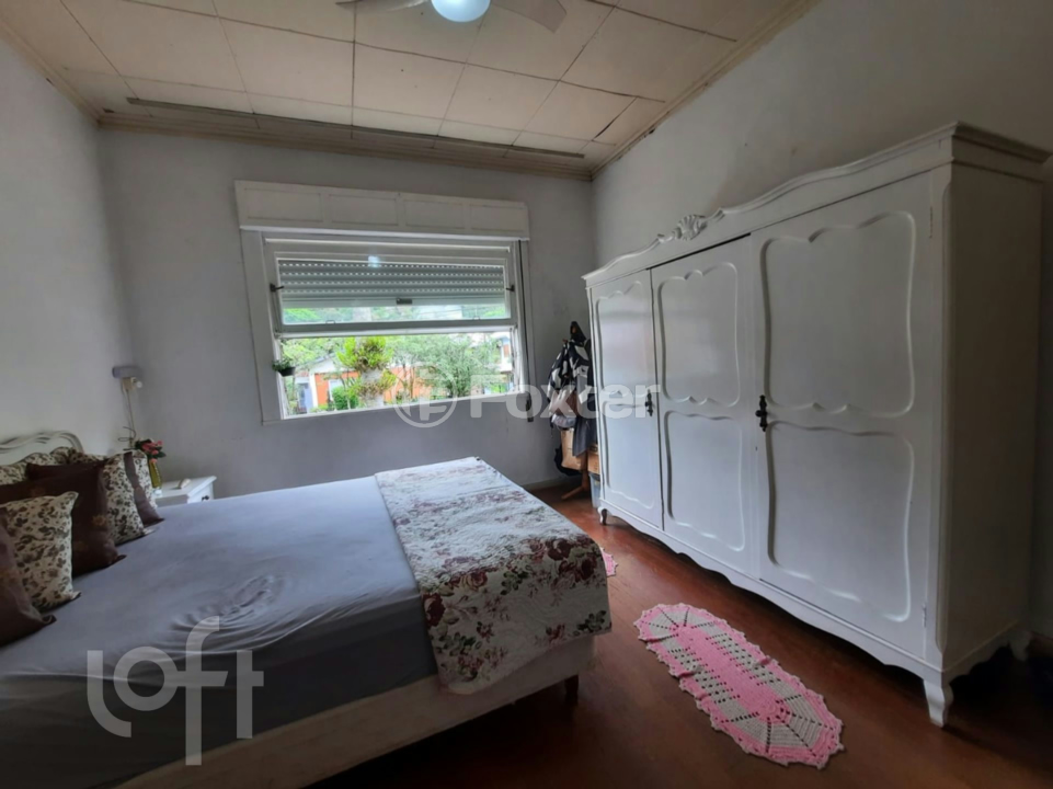 Casa à venda com 4 quartos, 242m² - Foto 17