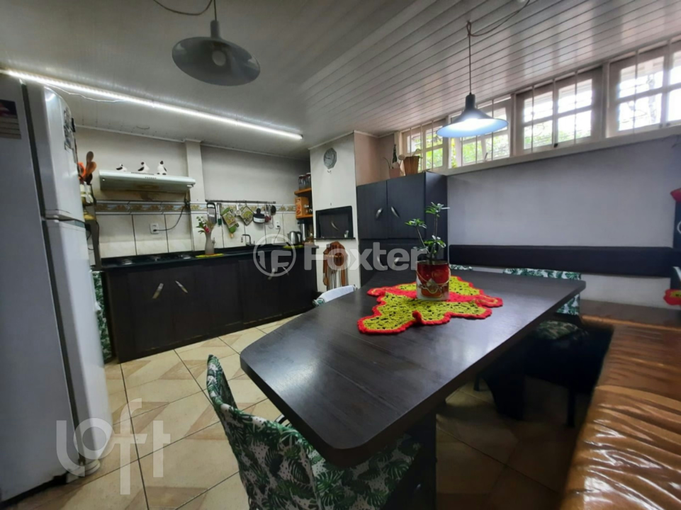 Casa à venda com 4 quartos, 242m² - Foto 26