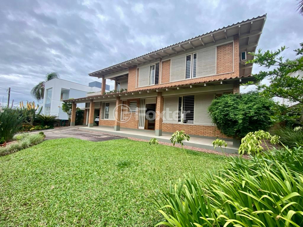 Casa à venda com 3 quartos, 656m² - Foto 4