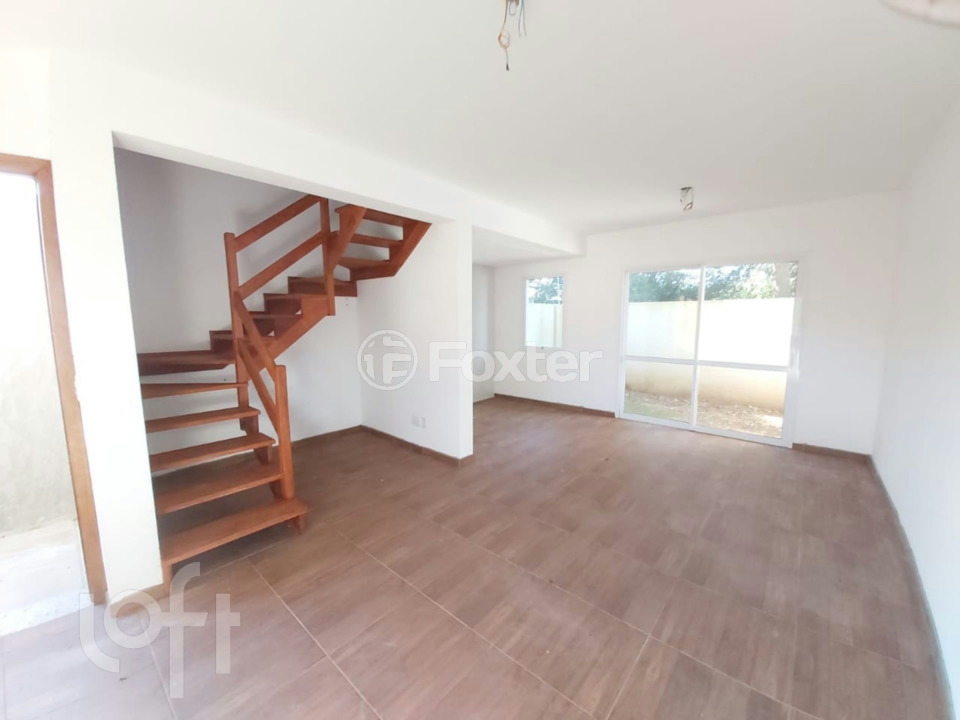 Casa de Condomínio à venda com 2 quartos, 65m² - Foto 1