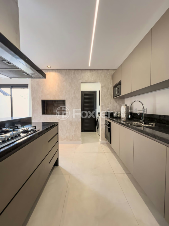 Casa à venda com 3 quartos, 137m² - Foto 13