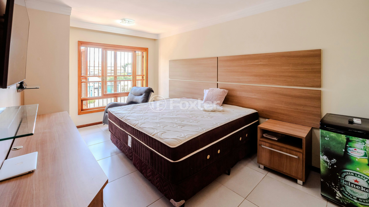 Casa à venda com 4 quartos, 247m² - Foto 27