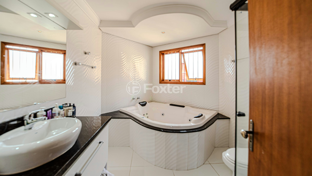 Casa à venda com 4 quartos, 247m² - Foto 16
