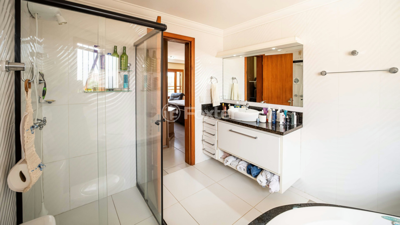 Casa à venda com 4 quartos, 247m² - Foto 17